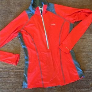 Columbia 1/2 zip pullover.